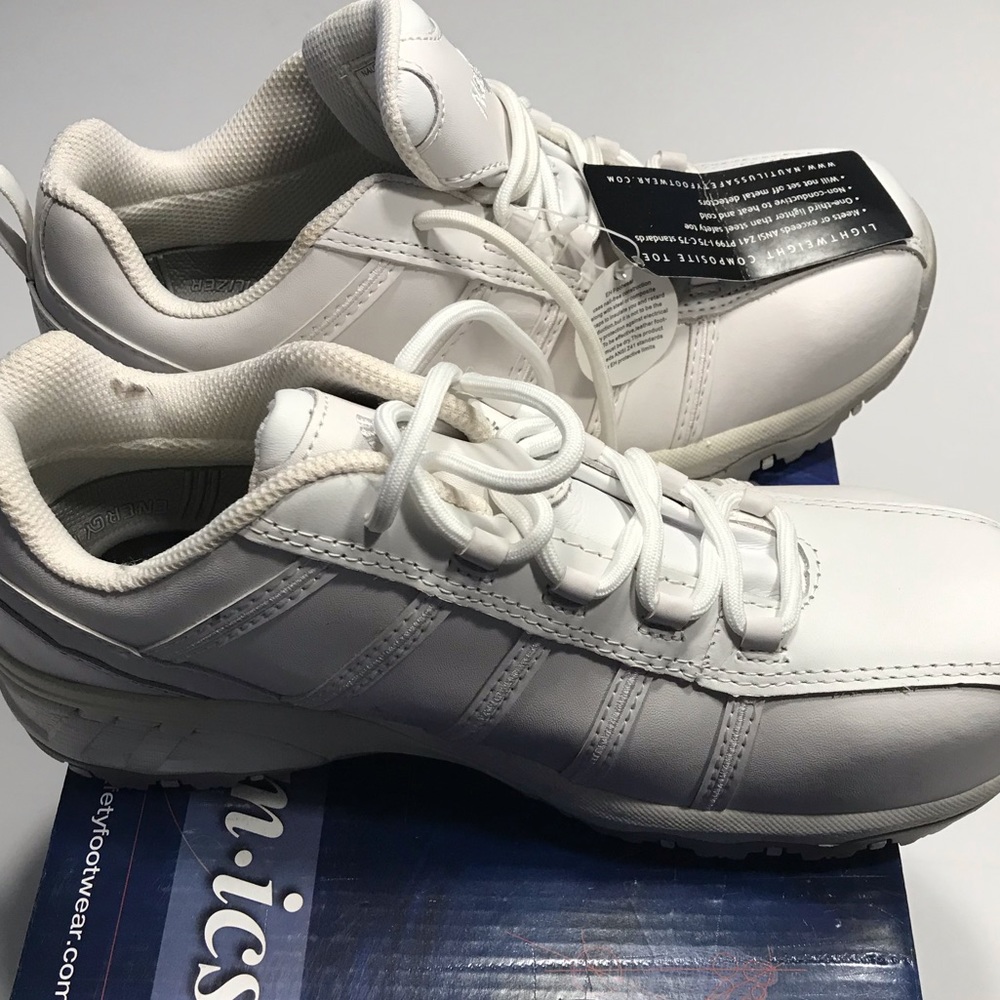 Nautilus Womens White Composite Toe Safety Shoe